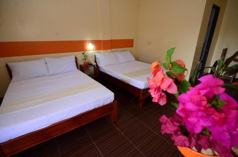 Michelle Pension Puerto Princesa Exterior photo