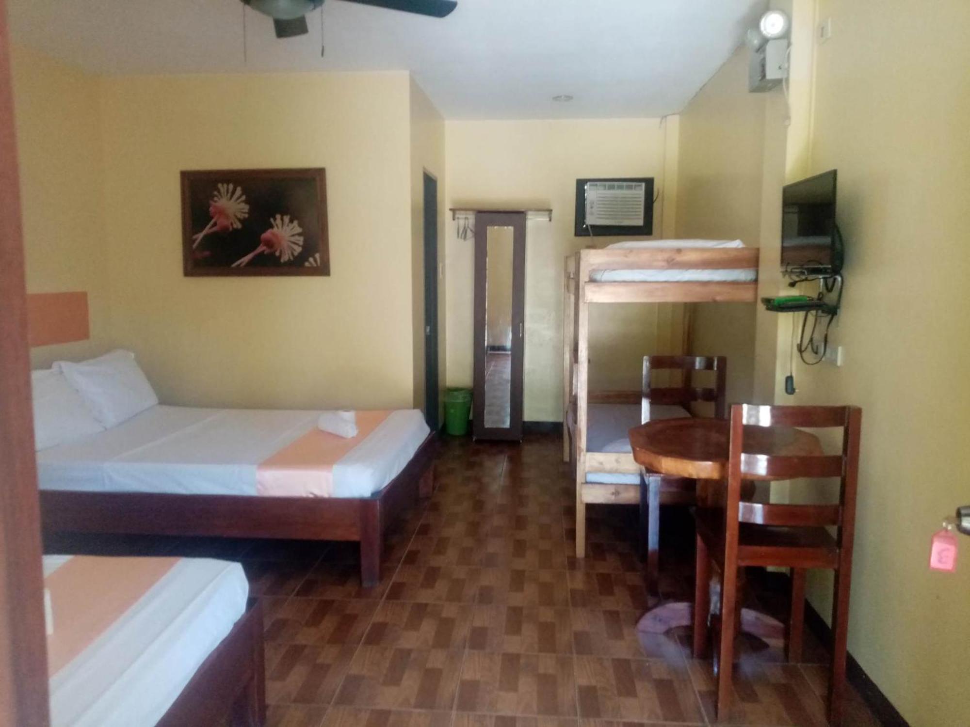 Michelle Pension Puerto Princesa Exterior photo