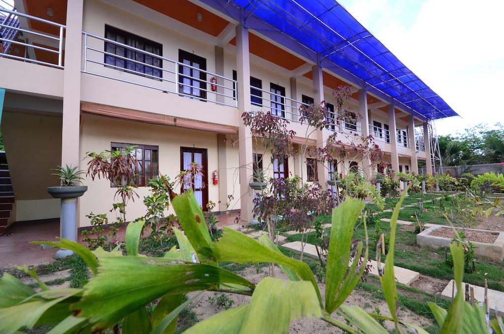 Michelle Pension Puerto Princesa Exterior photo